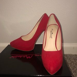 Red High Heels 👠